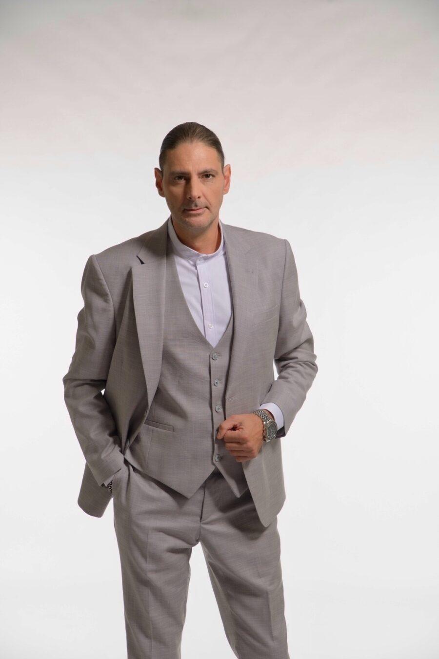 ΣΑΚΗΣ ΧΑΒΙΑΡΑΣ 